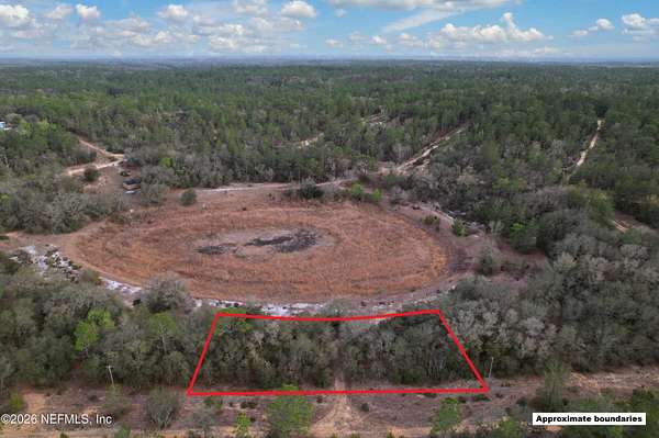 0.5 Acres of Residential Land for Sale in Interlachen, Florida