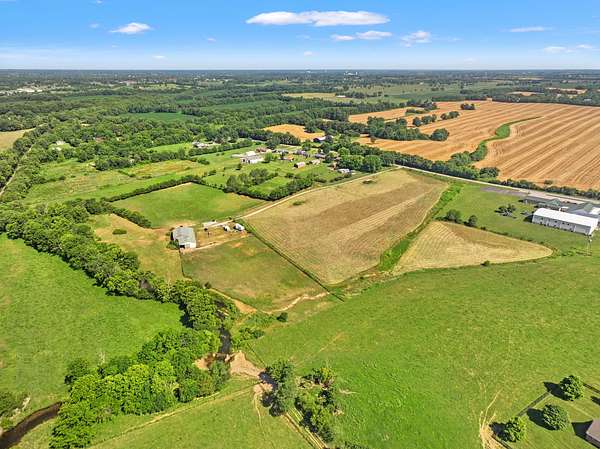 20 Acres of Agricultural Land for Sale in Danville, Kentucky