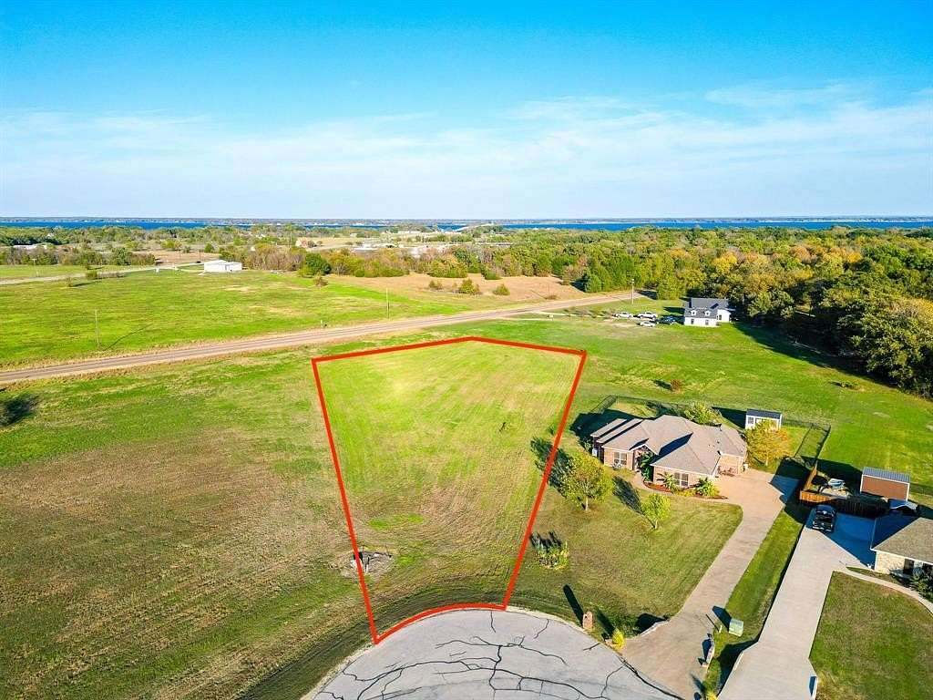 1.47 Acres of Residential Land for Sale in Corsicana, Texas