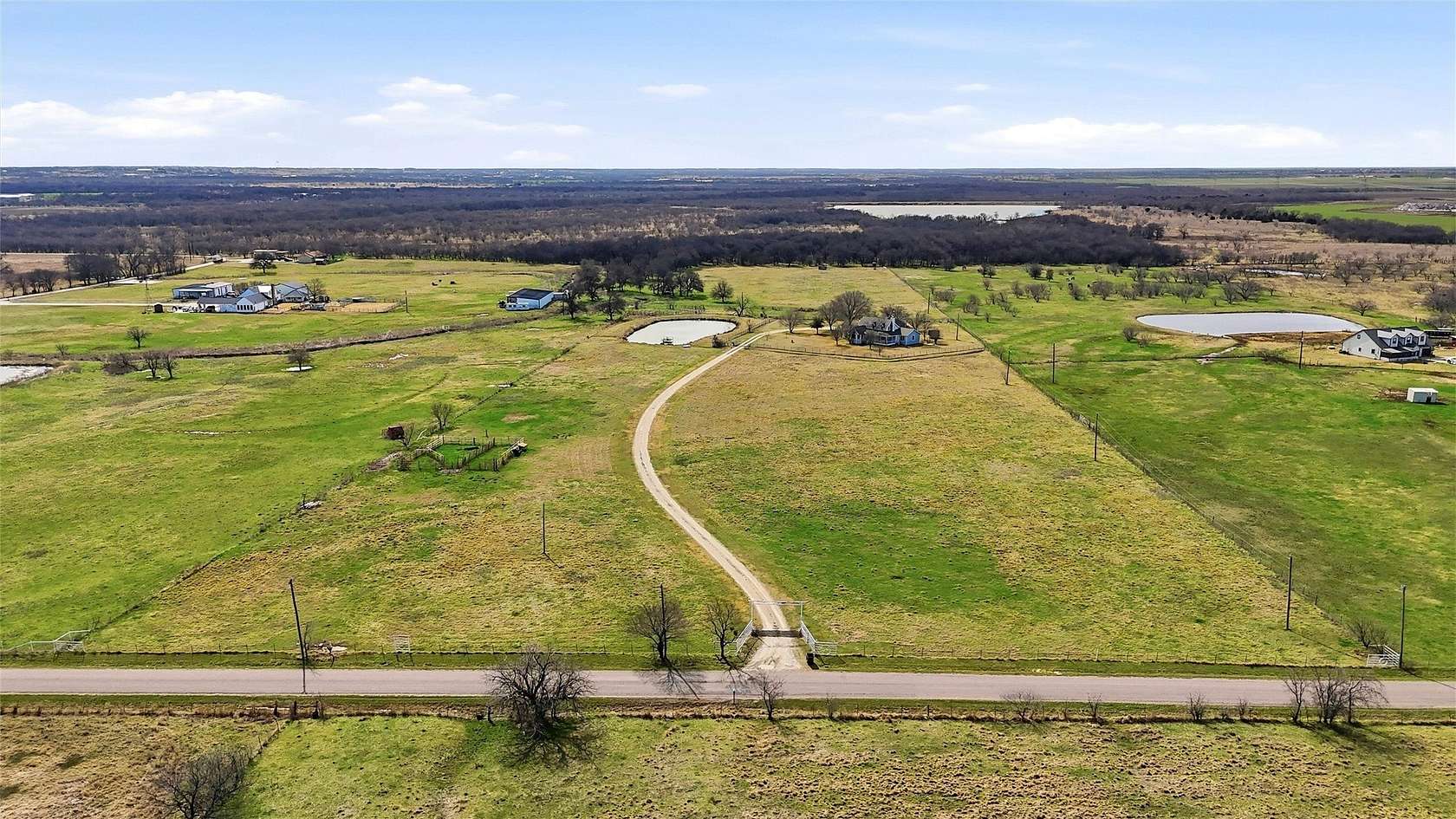 9.9 Acres of Residential Land for Sale in Gunter, Texas