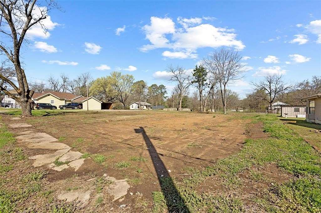0.27 Acres of Residential Land for Sale in Paris, Texas