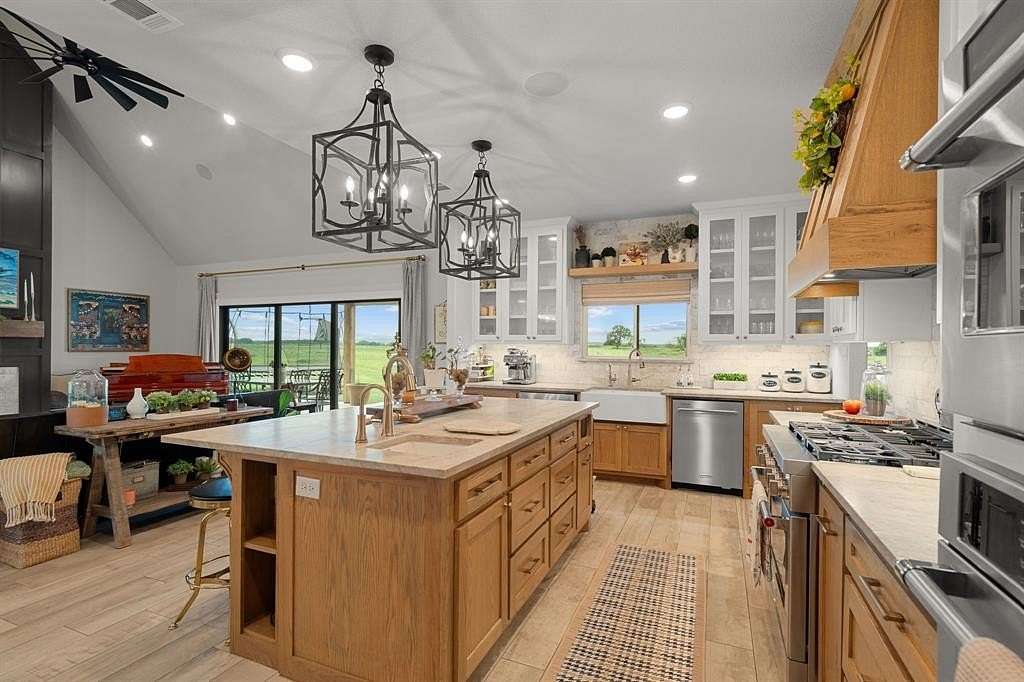 8.5 Acres of Land with Home for Sale in Alvord, Texas