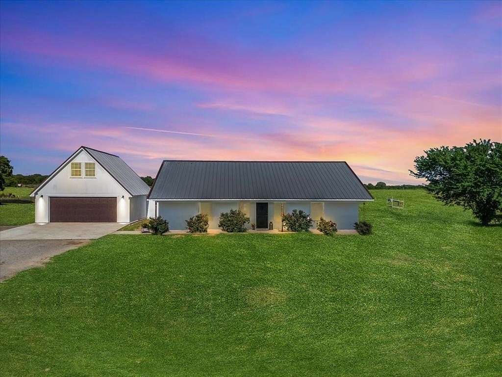 12 Acres of Recreational Land with Home for Sale in Poolville, Texas