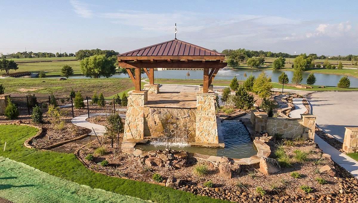 1 Acre of Residential Land for Sale in Heath, Texas