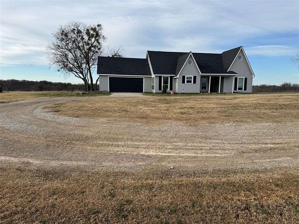 36.1 Acres of Land with Home for Lease in Krum, Texas