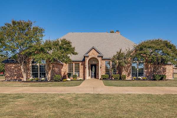 1.62 Acres of Land with Home for Sale in McLendon-Chisholm, Texas