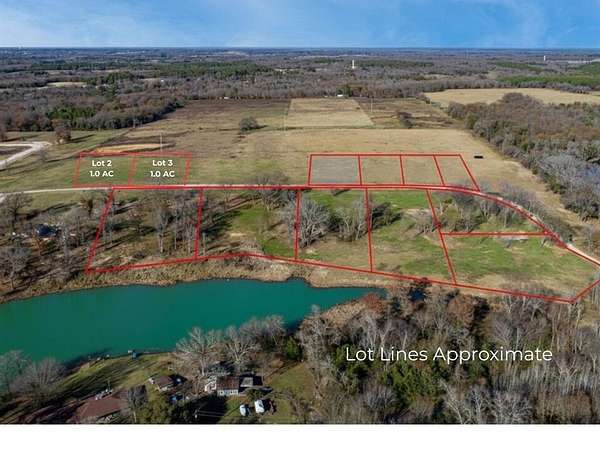 1 Acre of Land for Sale in Mineola, Texas