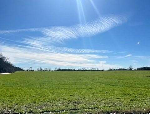 22 Acres of Land for Sale in Roxton, Texas