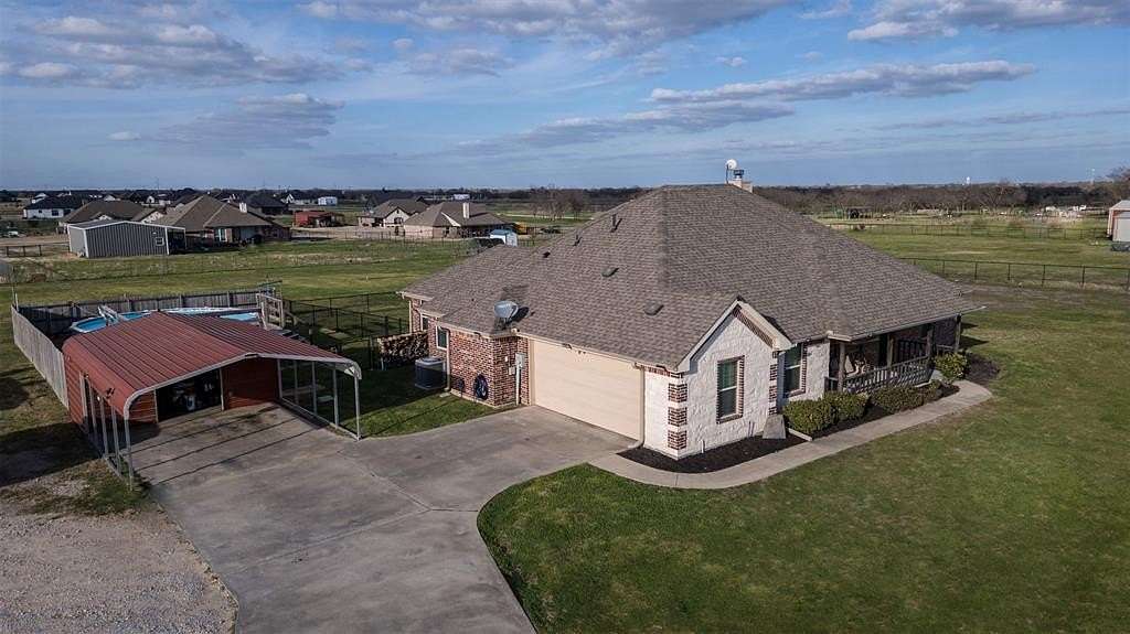 1.57 Acres of Land with Home for Sale in Caddo Mills, Texas