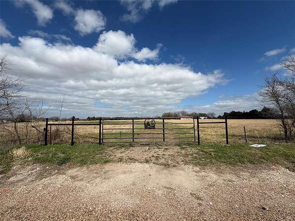 14.7 Acres of Recreational Land for Sale in Scurry, Texas