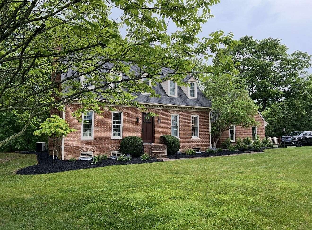 3 Acres of Land with Home for Sale in Winchester, Kentucky