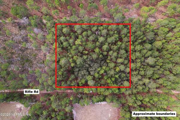 1.26 Acres of Land for Sale in Florahome, Florida