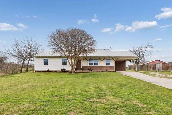 6.67 Acres of Land with Home for Sale in Alvord, Texas