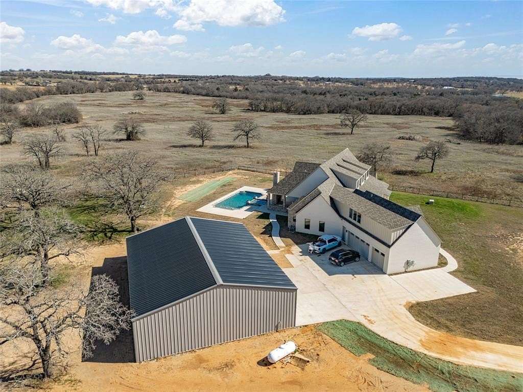 82 Acres of Agricultural Land with Home for Sale in Sunset, Texas