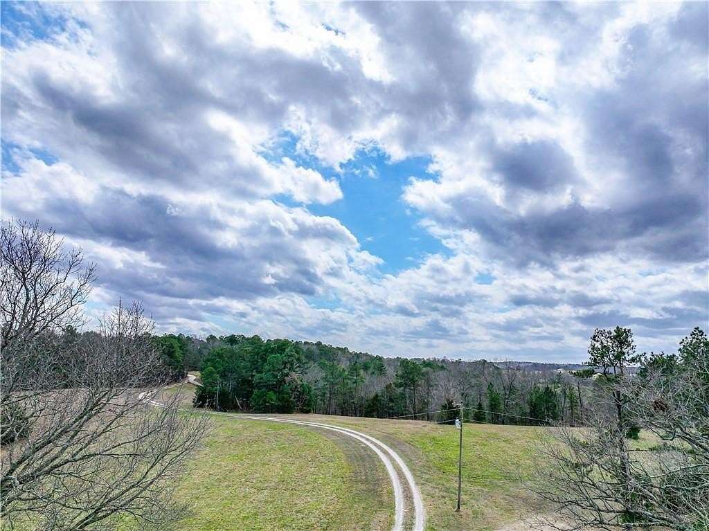 30 Acres of Land with Home for Sale in Eureka Springs, Arkansas
