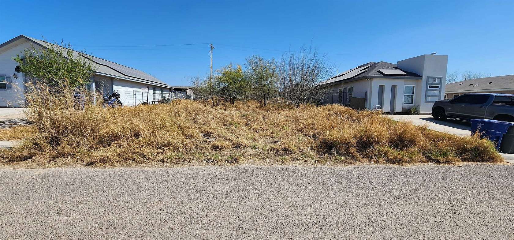 0.1 Acres of Residential Land for Sale in Laredo, Texas