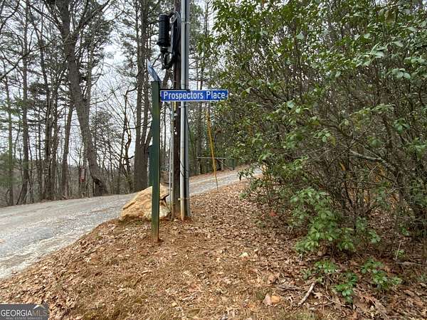 2.63 Acres of Land for Sale in Sautee-Nacoochee, Georgia