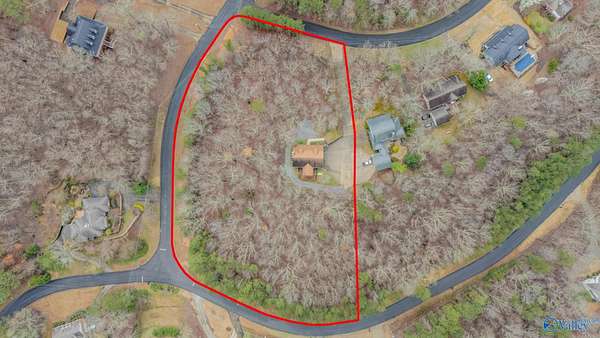 3 Acres of Residential Land for Sale in Oneonta, Alabama