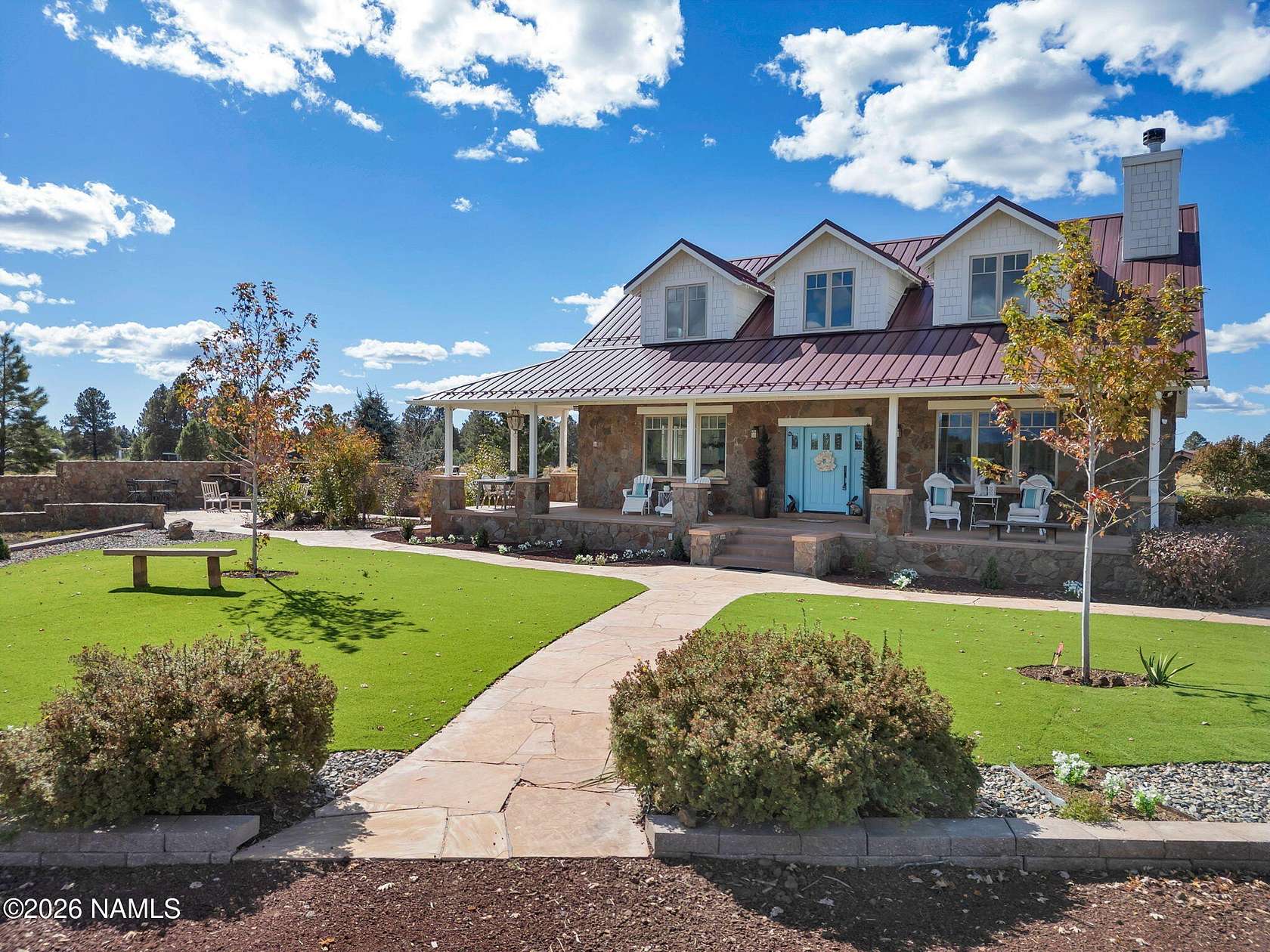 21.5 Acres of Land with Home for Sale in Parks, Arizona