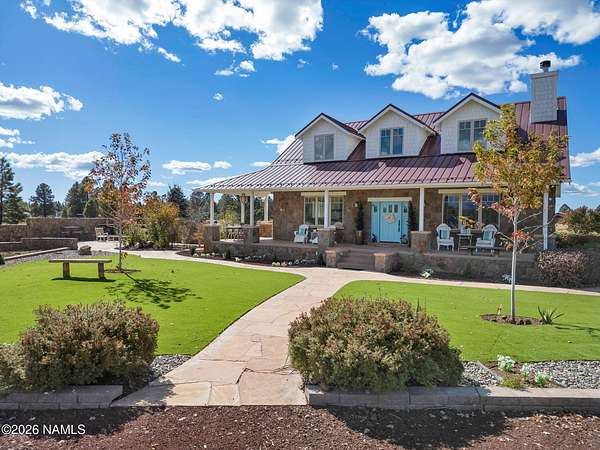 21.5 Acres of Land with Home for Sale in Parks, Arizona