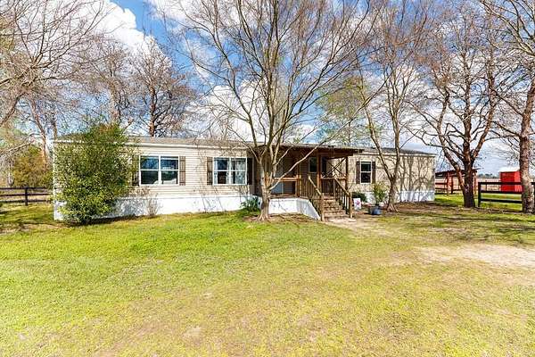 1.5 Acres of Land with Home for Sale in Adel, Georgia