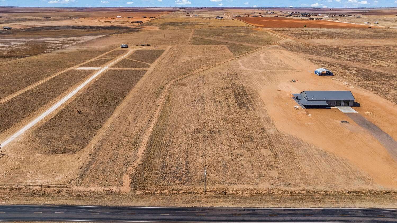 33 Acres of Land for Sale in Lubbock, Texas