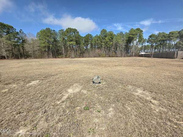 1 Acre of Residential Land for Sale in Dunn, North Carolina