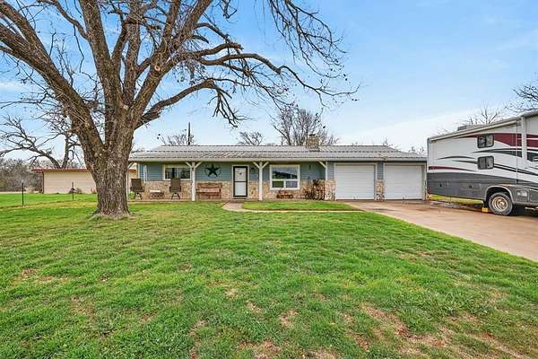 2 Acres of Land with Home for Sale in Granbury, Texas