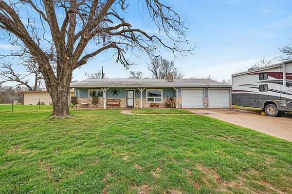 2 Acres of Land with Home for Sale in Granbury, Texas