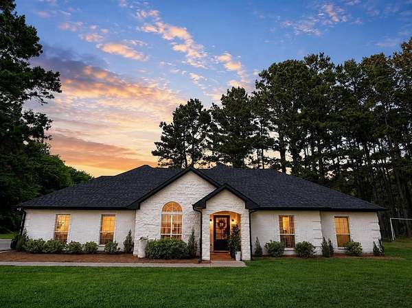 3 Acres of Land with Home for Sale in Athens, Texas