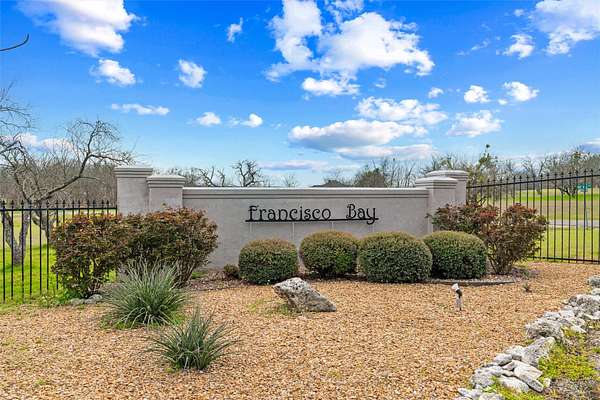 1.33 Acres of Residential Land for Sale in Kerens, Texas