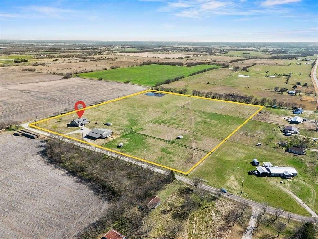 19.6 Acres of Land with Home for Sale in Wolfe City, Texas