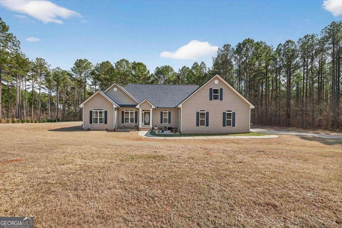 5 Acres of Land with Home for Sale in Madison, Georgia