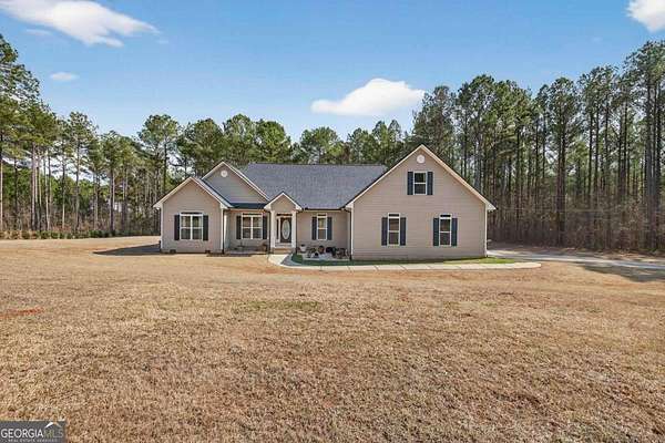 5 Acres of Land with Home for Sale in Madison, Georgia