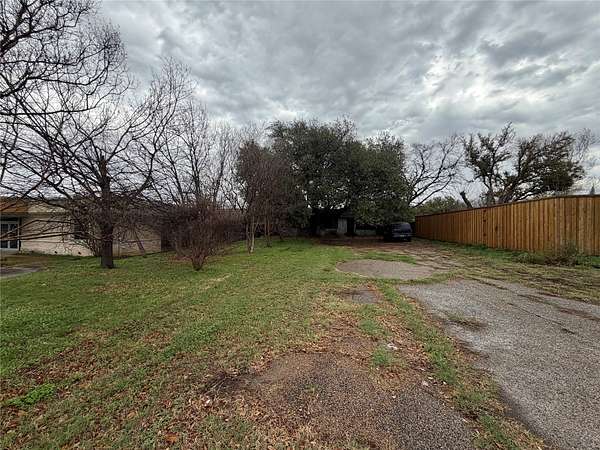 0.27 Acres of Mixed-Use Land for Sale in Farmers Branch, Texas