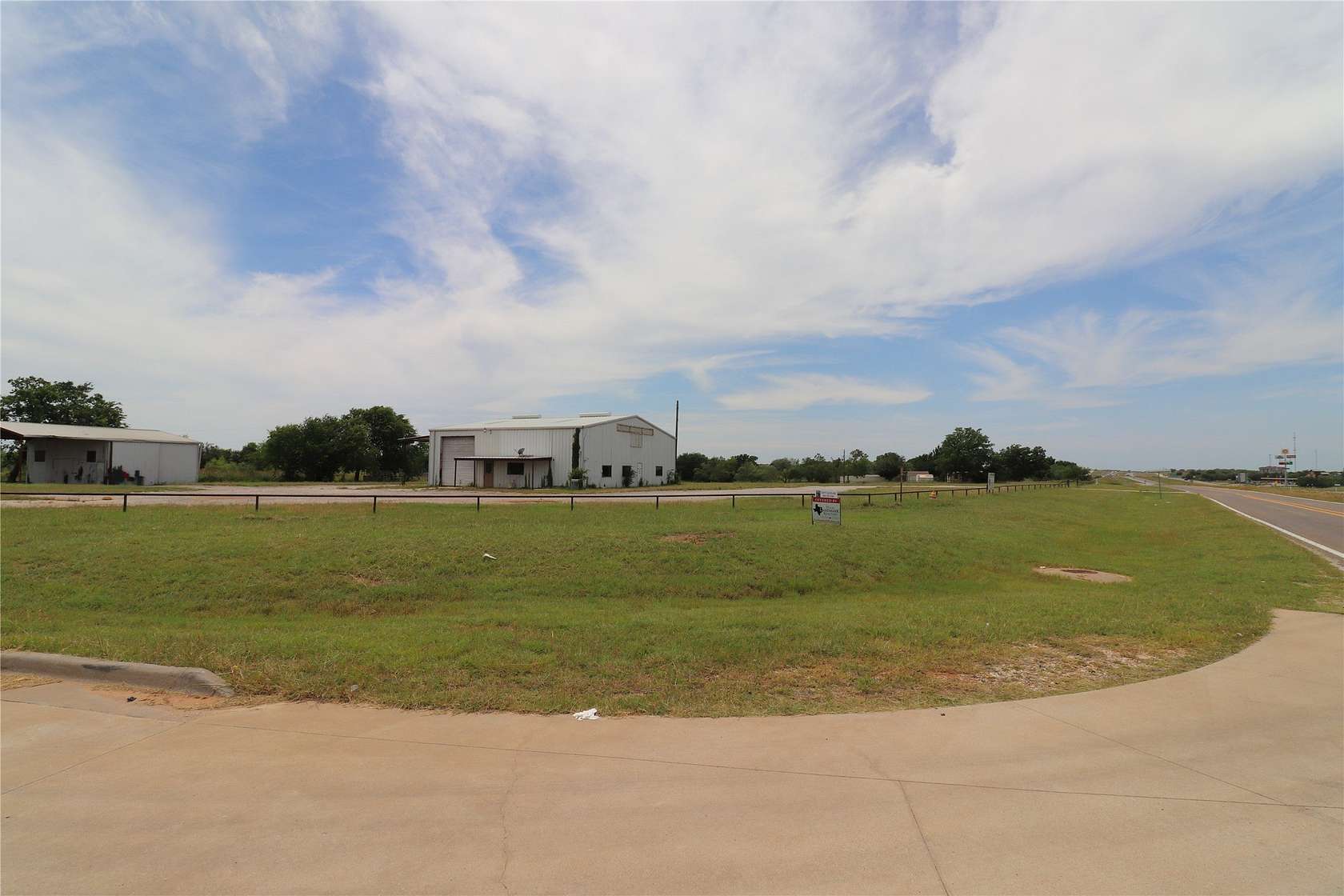 3.83 Acres of Commercial Land for Sale in Henrietta, Texas