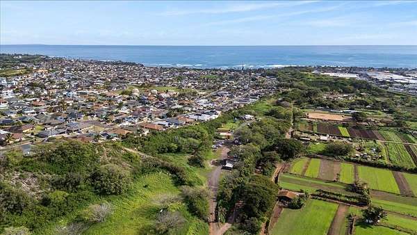 3.82 Acres of Residential Land for Sale in Wailuku, Hawaii