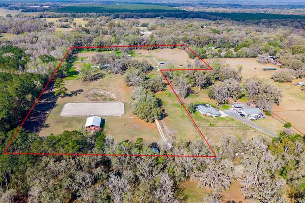 18.9 Acres of Land with Home for Sale in Williston, Florida