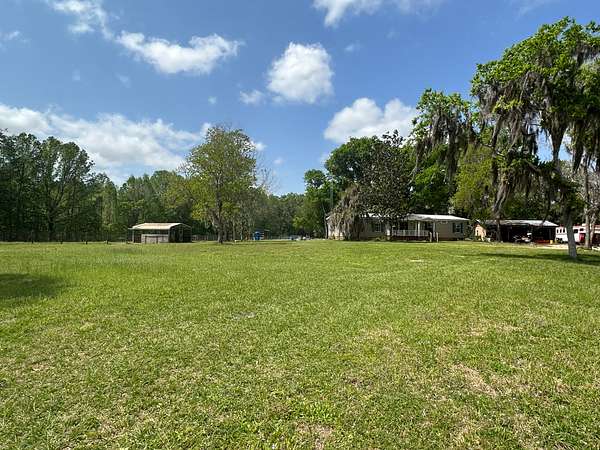 18.9 Acres of Land with Home for Sale in Williston, Florida