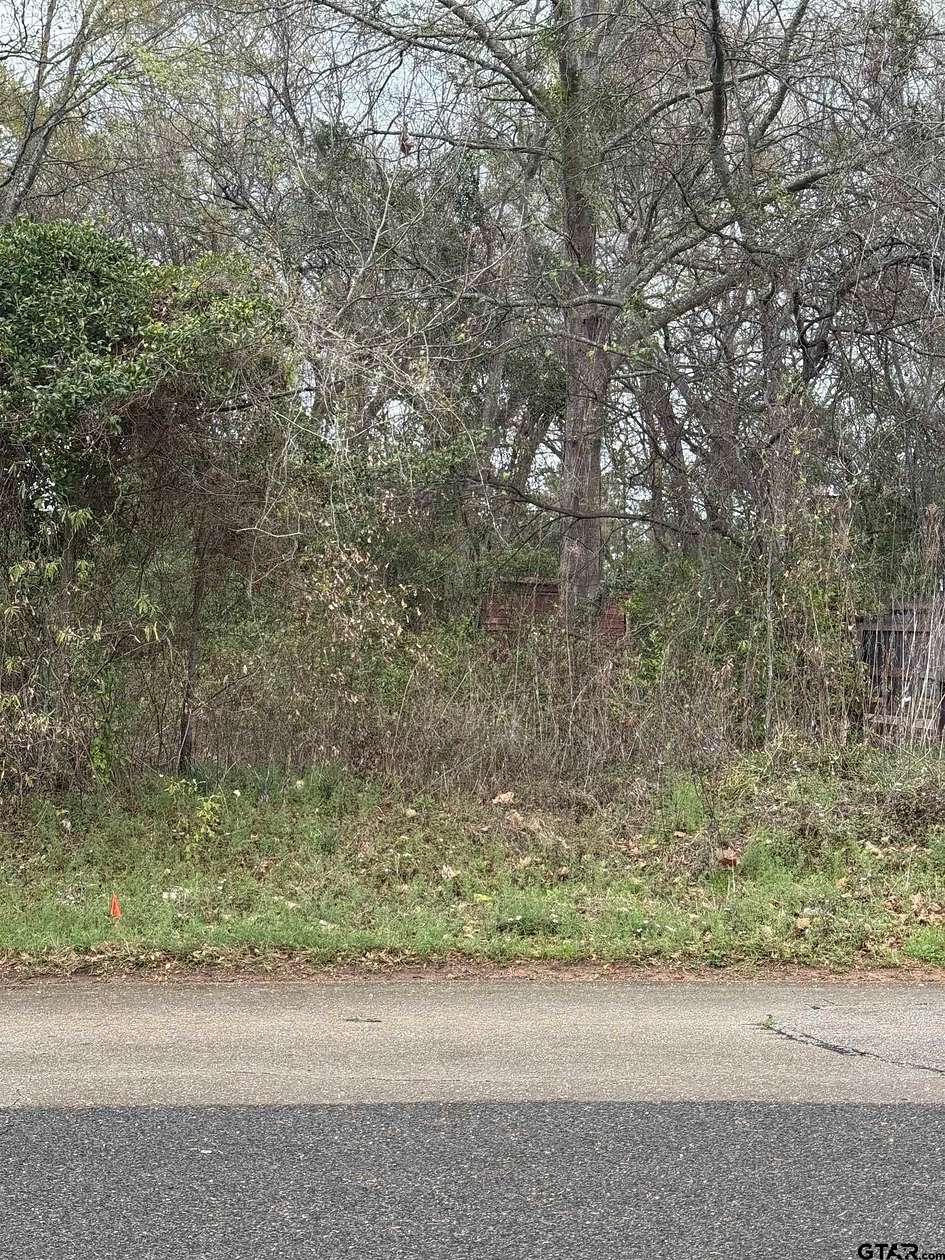 0.25 Acres of Residential Land for Sale in Marshall, Texas