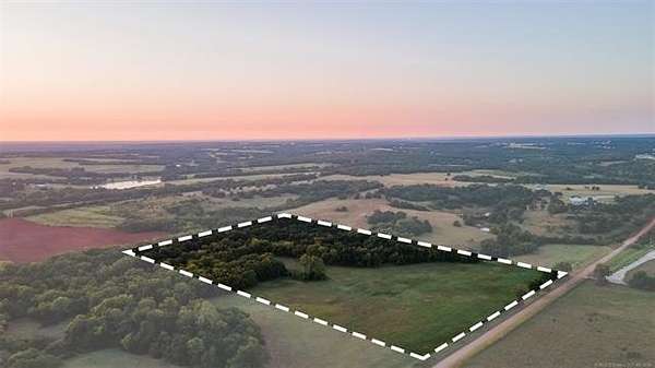 24 Acres of Recreational Land for Sale in Guthrie, Oklahoma