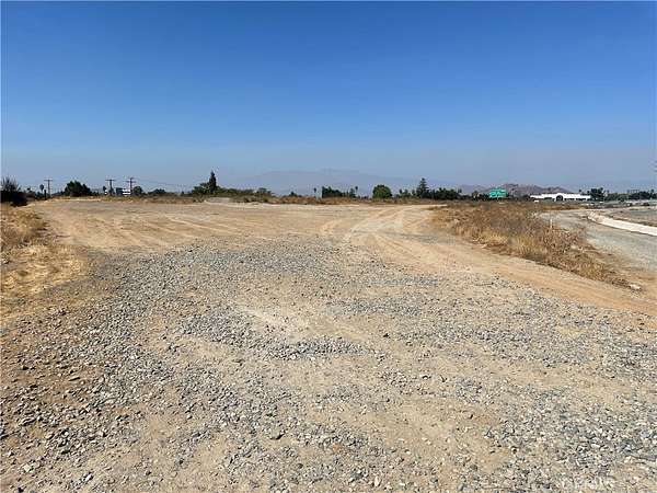 2 Acres of Land for Sale in Riverside, California