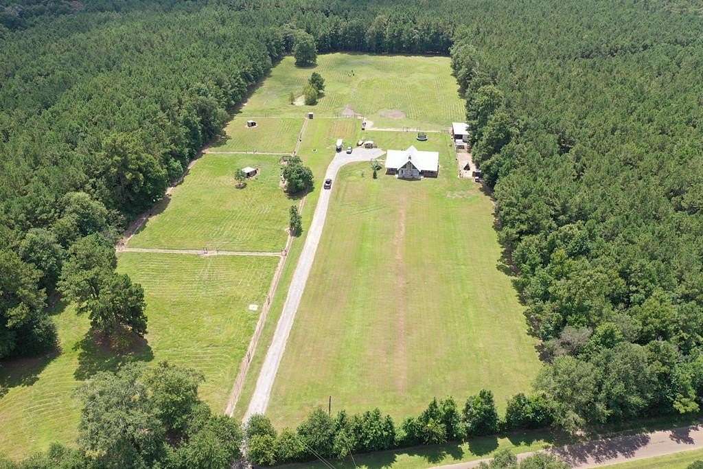 10 Acres of Land with Home for Sale in Silsbee, Texas