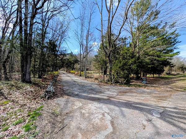 4 Acres of Land with Home for Auction in Falkville, Alabama