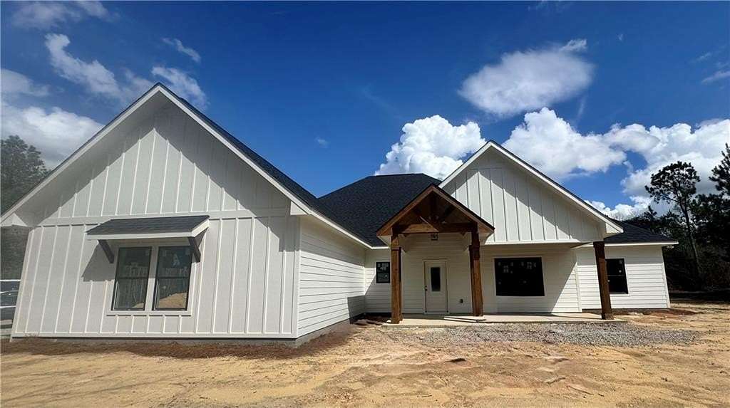 2 Acres of Land with Home for Sale in Salem, Alabama