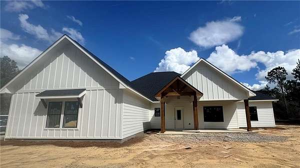 2 Acres of Land with Home for Sale in Salem, Alabama