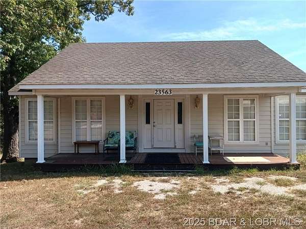 5.3 Acres of Land with Home for Sale in Versailles, Missouri