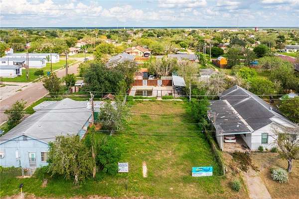 0.16 Acres of Land for Sale in Hebbronville, Texas