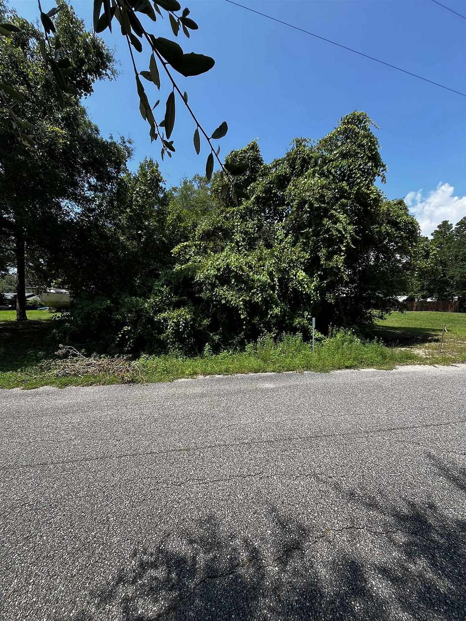0.12 Acres of Residential Land for Sale in Carrabelle, Florida
