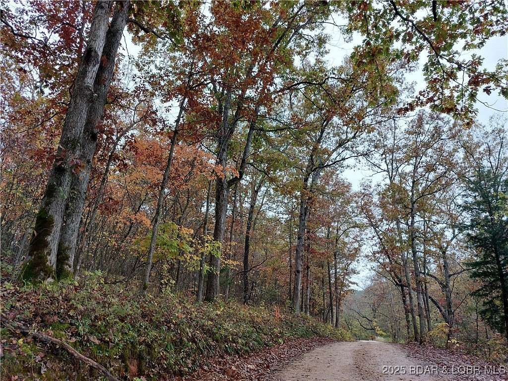 6 Acres of Residential Land for Sale in Stover, Missouri